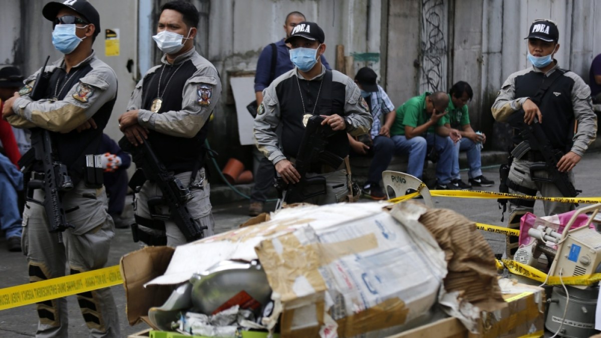 Police-Launch-Investigation-After-Albuera-Barangay-Captain-and-Driver-Shot