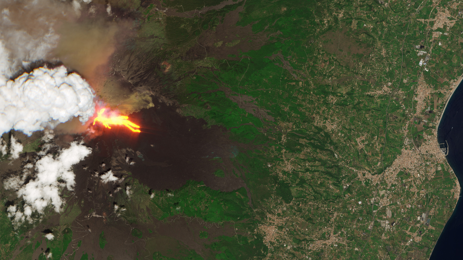 Taal-Volcano-Shows-Persistent-Seismic-Activity-Alert-Level-1-Remains-in-Effect